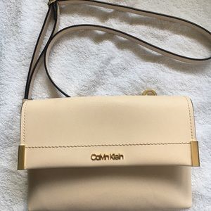 Calvin Klein bag!💛